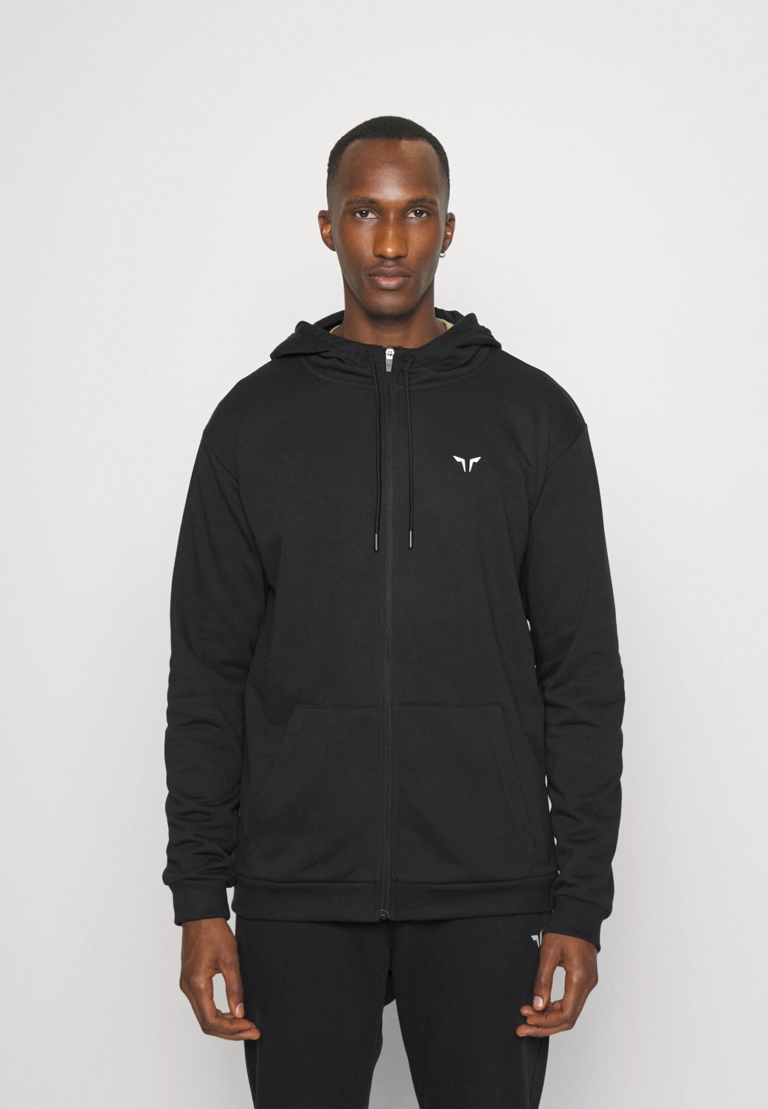 SQUATWOLFESSENTIALS FULL ZIP HOODIE - Tröja Med Dragkedja - Black 3 SQUATWOLFESSENTIALS FULL ZIP HOODIE - Tröja Med Dragkedja - Black