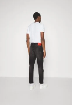 HUGOJeans Tapered Fit - Medium Grey -Stilfulla Val Butik fff5742386214ba4af6be5e8a7d0a199